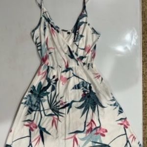 Amazon Dress - Size M - Floral
